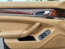 2012 Porsche Panamera - Image 14