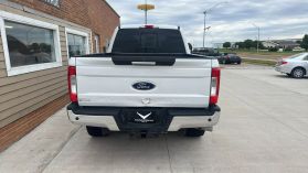 2019 FORD F250 SUPER DUTY CREW CAB PICKUP V8, TURBO DIESEL, 6.7 LITER LARIAT PICKUP 4D 6 3/4 FT