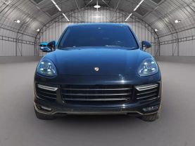 2017 PORSCHE CAYENNE SUV