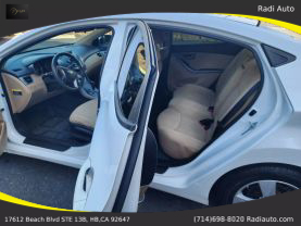 2013 Hyundai Elantra - Image 13