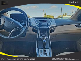2013 Hyundai Elantra - Image 18