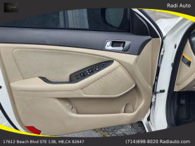 2015 Kia Optima Hybrid - Image 23