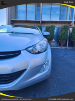 2012 Hyundai Elantra - Image 14