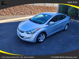 2012 Hyundai Elantra - Image 2