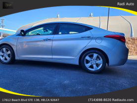 2012 Hyundai Elantra - Image 5