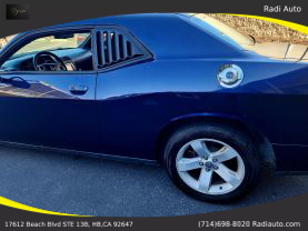2014 Dodge Challenger - Image 11