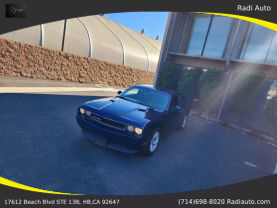2014 Dodge Challenger - Image 32