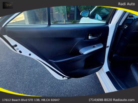 2014 Toyota Camry - Image 25