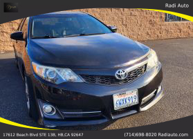 2012 Toyota Camry - Image 32
