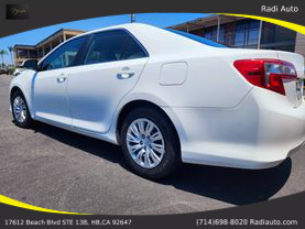 2014 Toyota Camry - Image 29