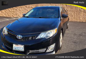 2012 Toyota Camry - Image 35
