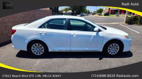2014 Toyota Camry - Image 20
