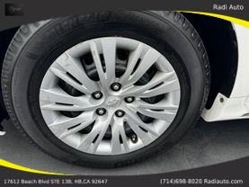 2014 Toyota Camry - Image 15