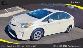 2013 Toyota Prius - Image 8