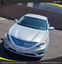 2011 Hyundai Sonata - Image 18