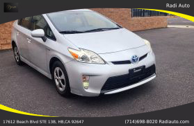 2012 Toyota Prius - Image 18