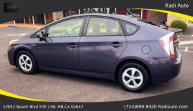 2012 Toyota Prius - Image 2