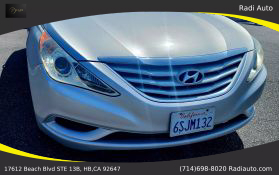 2011 Hyundai Sonata - Image 4