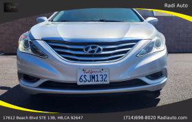 2011 Hyundai Sonata - Image 17