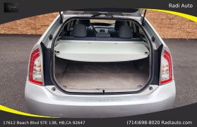2012 Toyota Prius - Image 10