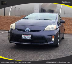 2012 Toyota Prius - Image 16
