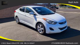 2013 Hyundai Elantra - Image 2