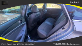 2011 Hyundai Sonata - Image 18
