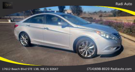 2011 Hyundai Sonata - Image 10