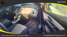 2012 Chevrolet Cruze - Image 25