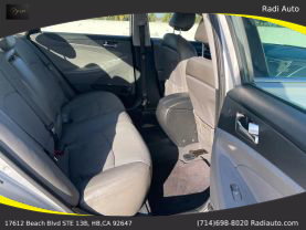 2011 Hyundai Sonata - Image 16