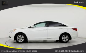 2011 Hyundai Sonata - Image 4