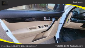 2013 Kia Sorento - Image 21