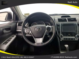2014 Toyota Camry - Image 15