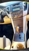 2009 Hyundai Sonata - Image 11