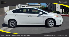 2012 Toyota Prius - Image 2