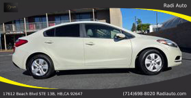 2015 Kia Forte - Image 22