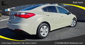 2015 Kia Forte - Image 9