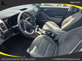 2015 Kia Forte - Image 29