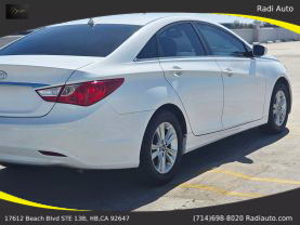 2013 Hyundai Sonata - Image 10