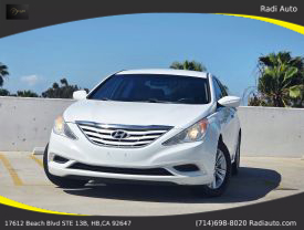 2013 Hyundai Sonata - Image 2