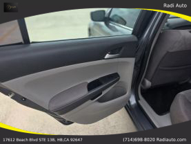 2010 Honda Accord - Image 11