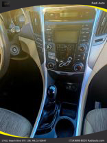 2013 Hyundai Sonata - Image 26
