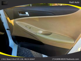 2013 Hyundai Sonata - Image 29