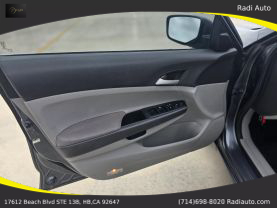 2010 Honda Accord - Image 17