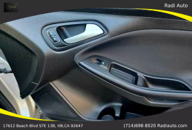 2017 Ford Focus - Image 17