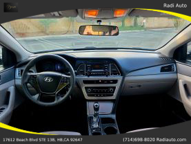 2017 Hyundai Sonata - Image 29