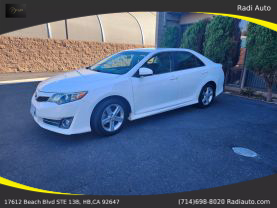 2014 Toyota Camry - Image 4