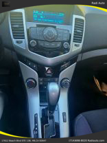 2013 Chevrolet Cruze - Image 36
