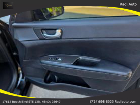 2017 Kia Optima - Image 38