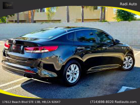 2017 Kia Optima - Image 12